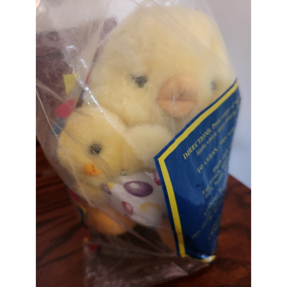 Vintage Avon Plush chirping chick Easter plush 1994 NOS VTG
